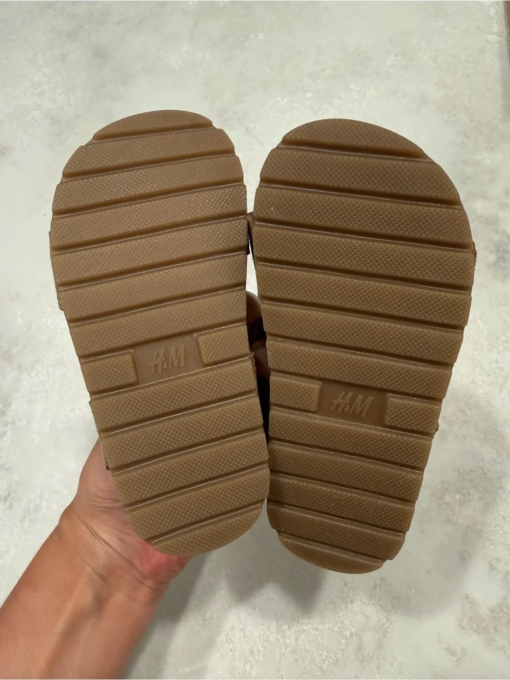 H&M 6T Tan Brown Velcro Sandals NWOT